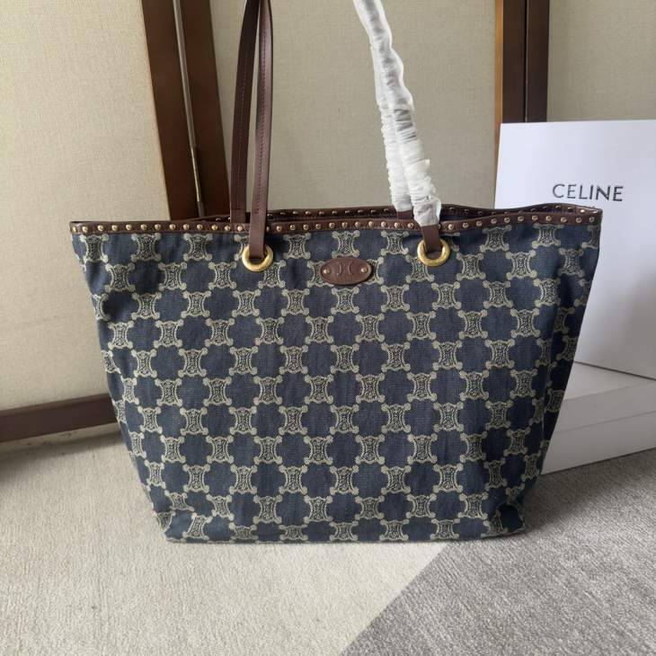 Picture of Celine Handbags _SKUfw239246902fw